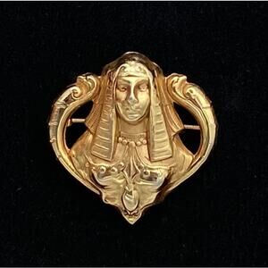 Egyptian Revival Style Queen or Cleopatra Figural Brooch Gold Tone with Serpents